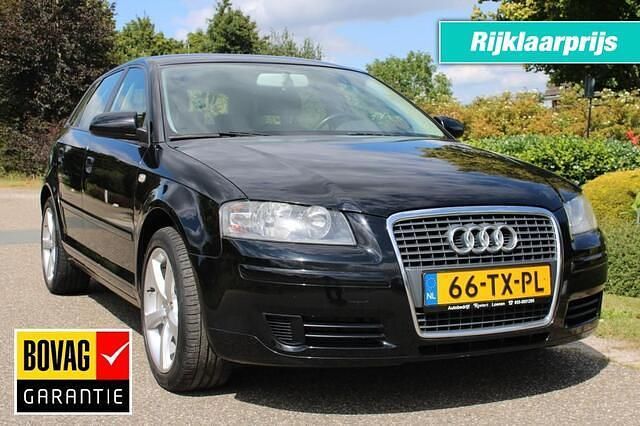 Zwart Gebruikt 2007 Audi A3 Sportback Attraction Hatchback | € 6.900 (Iets duurder) - Afbeelding 1/4