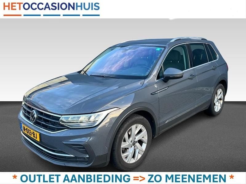 Grijs (metallic) Occasion 2021 VW Tiguan Business SUV | € 23.995 (Goede deal) - Afbeelding 1/4
