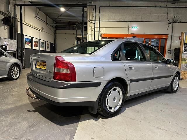 Occasion Volvo S80 Comfort 140 PK (102 kW) 2001 Grijs Sedan