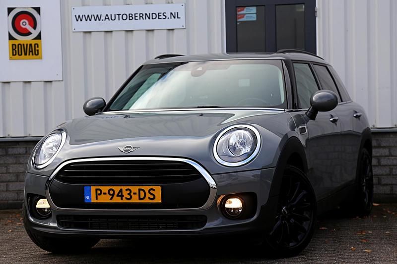 Grijs Gebruikt 2018 Mini One Clubman Chili Stationwagen | € 18.900 (Eerlijke prijs) - Afbeelding 1/4