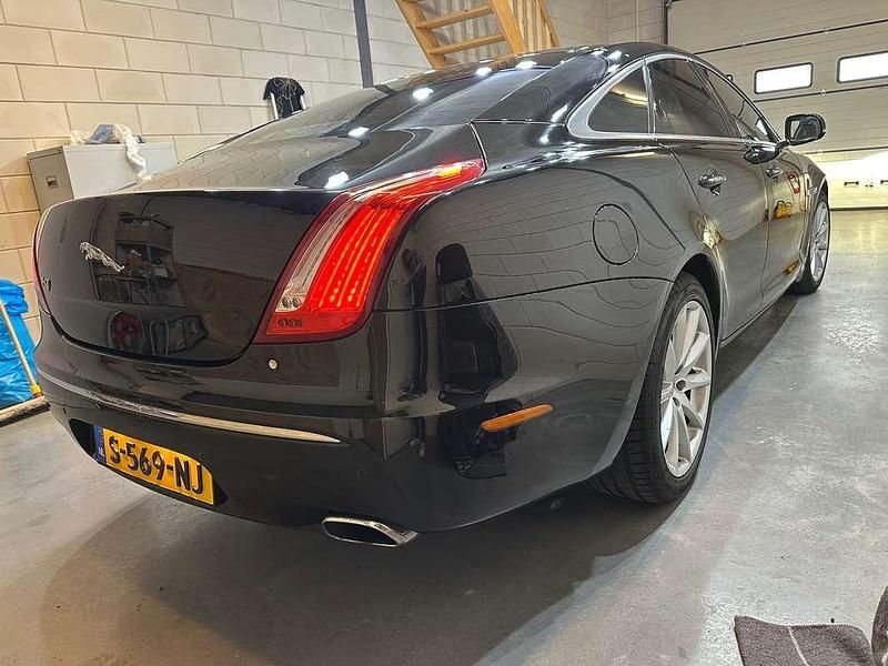 Occasion Jaguar XJ Portfolio 275 PK (202 kW) 2011 Zwart Sedan
