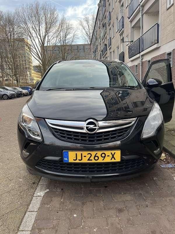 Zwart Gebruikt 2016 Opel Zafira Tourer Business MPV | € 8.400 (Eerlijke prijs) - Afbeelding 1/4