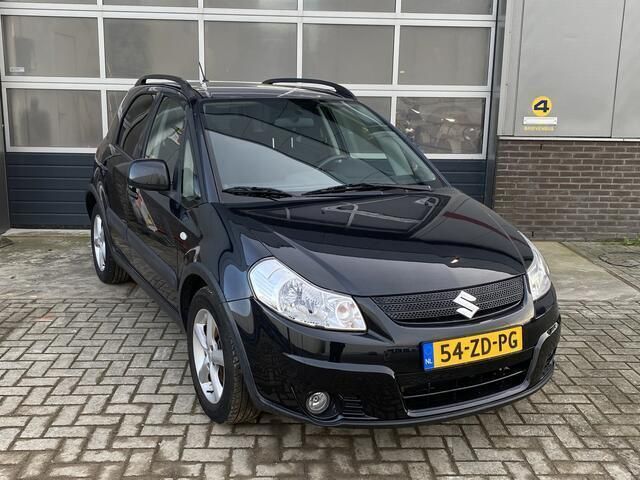 Zwart Gebruikt 2008 Suzuki SX4 MPV | € 5.200 (Eerlijke prijs) - Afbeelding 1/4