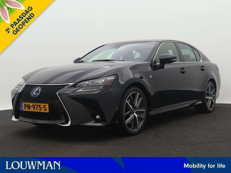 Zwart, metallic lak Gebruikt 2017 Lexus GS300 Sport Line Sedan | € 31.450 (Eerlijke prijs) - Afbeelding 1/3
