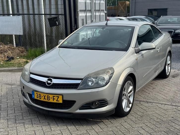Occasion 2007 Opel Astra Enjoy Cabriolet | € 1.250 (Super prijs) - Afbeelding 1/4