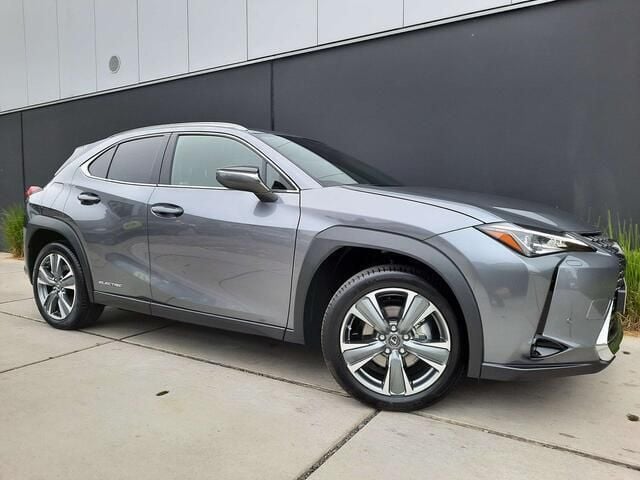 Grijs Gebruikt 2021 Lexus UX 300e SUV | € 28.980 - Afbeelding 1/4