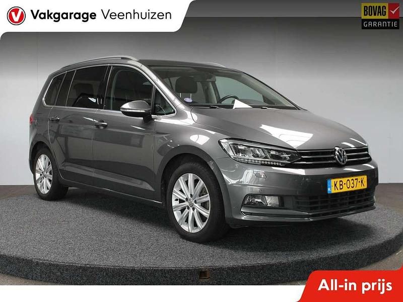 Grijs Gebruikt 2015 VW Touran Highline MPV | € 19.450 (Duur) - Afbeelding 1/4