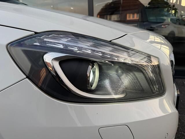 Occasion Mercedes A180 Ambition 122 PK (89 kW) 2014 Wit Hatchback