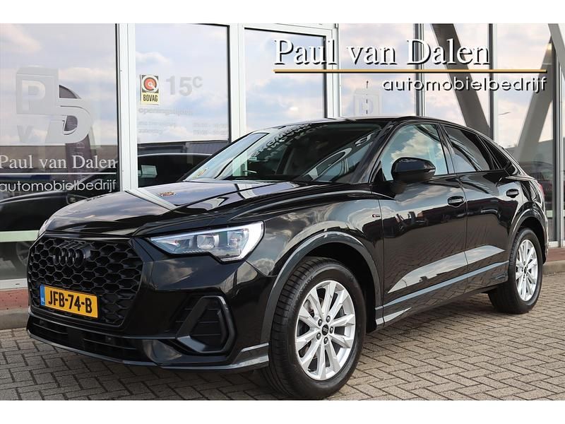 Zwart Gebruikt 2022 Audi Q3 Sportback SUV | € 31.900 (Super prijs) - Afbeelding 1/4