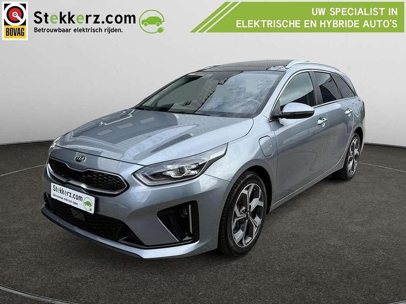 Grijs Gebruikt 2021 Kia Ceed Sportswagon Stationwagen | € 24.400 (Eerlijke prijs) - Afbeelding 1/4