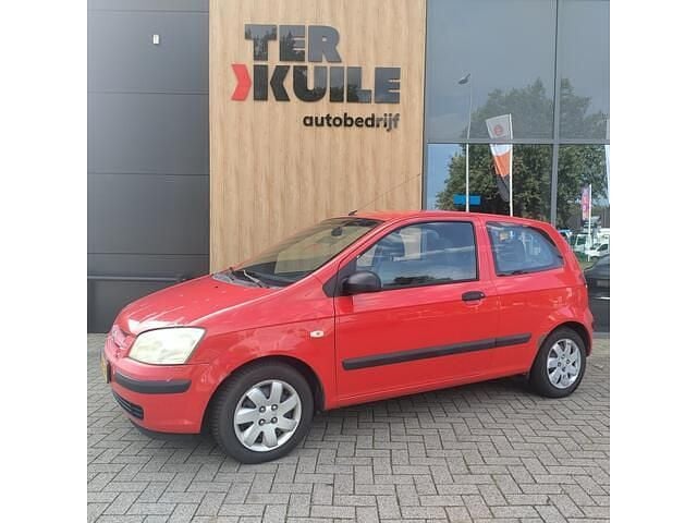 Rood Gebruikt 2003 Hyundai Getz Hatchback | € 1.750 (Iets duurder) - Afbeelding 1/4