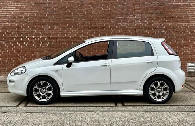 Occasion Fiat Punto Evo Pop 86 PK (63 kW) 2013 Wit Hatchback