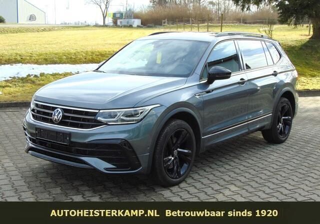 Grijs Gebruikt 2021 VW Tiguan Allspace Style SUV | € 51.950 - Afbeelding 1/4
