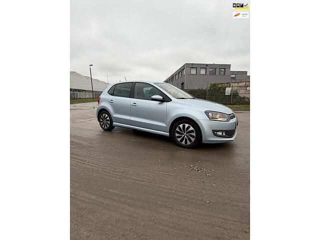 Blauw Occasion 2015 VW Polo Edition Hatchback | € 4.450 (Super prijs) - Afbeelding 1/4