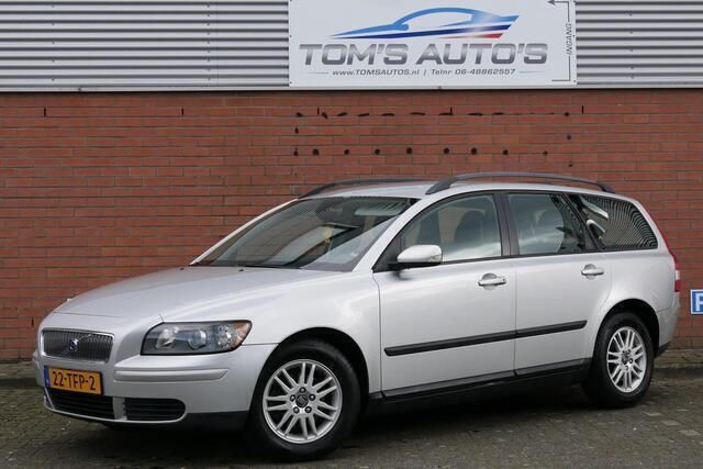 Grijs Gebruikt 2005 Volvo V50 Stationwagen | € 3.950 (Iets duurder) - Afbeelding 1/4