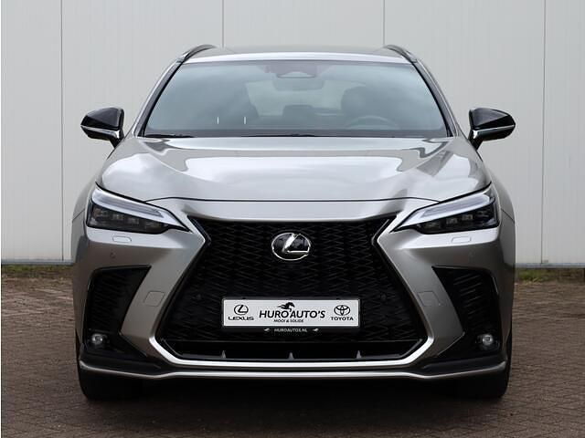 Occasion Lexus NX350h Sport Line 242 PK (177 kW) 2022 Grijs SUV