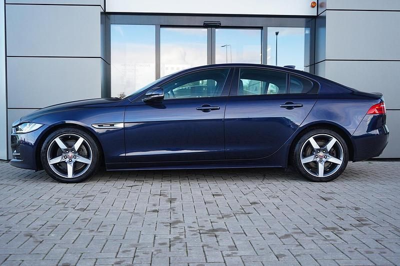 Occasion Jaguar XE R-Sport 200 PK (147 kW) 2019 Blauw Sedan