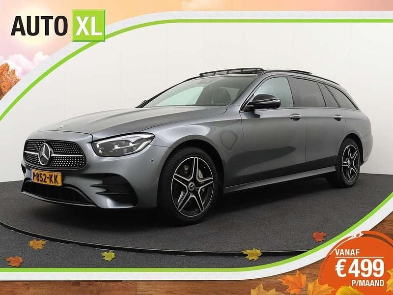 Grijs Gebruikt 2022 Mercedes E300 AMG Stationwagen | € 36.940 (Eerlijke prijs) - Afbeelding 1/4
