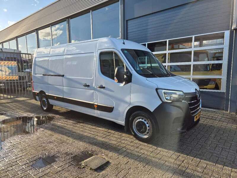 Wit Gebruikt 2022 Renault Master Van | € 14.950 (Eerlijke prijs) - Afbeelding 1/4