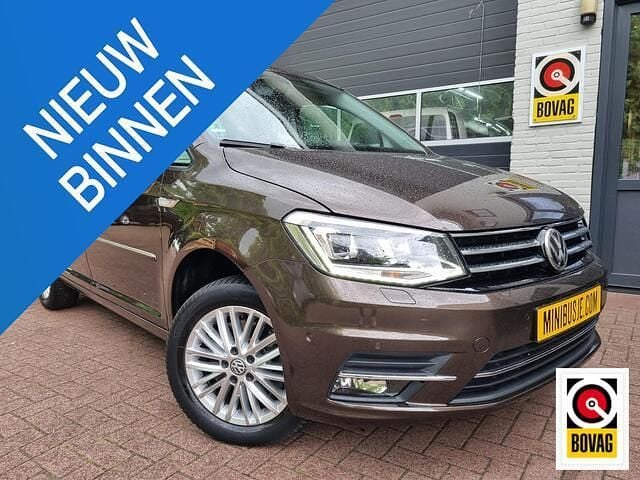 Bruin Gebruikt 2020 VW Caddy Highline MPV | € 29.950 (Duur) - Afbeelding 1/4