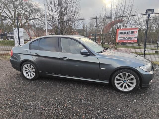Grijs Gebruikt 2009 BMW 318 Sedan | € 6.499 - Afbeelding 1/4