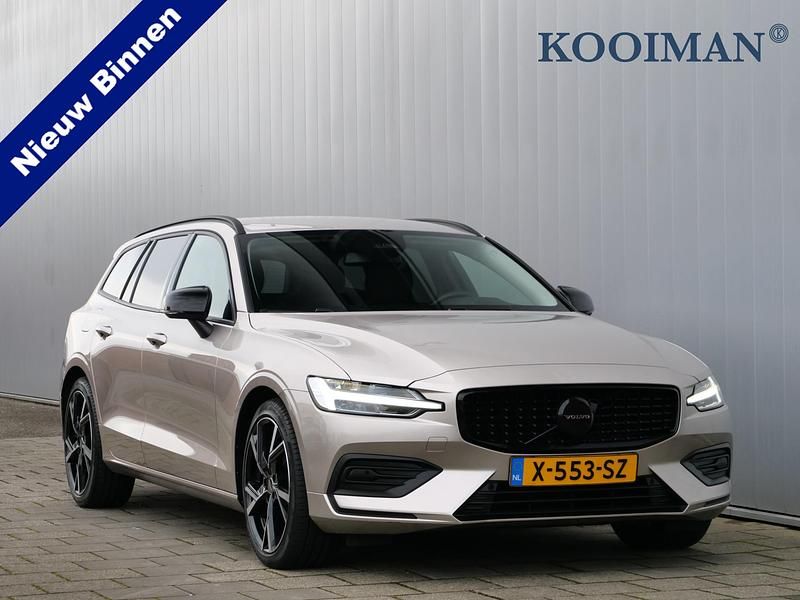 Grijs Occasion 2024 Volvo V60 Stationwagen | € 34.845 (Goede deal) - Afbeelding 1/4