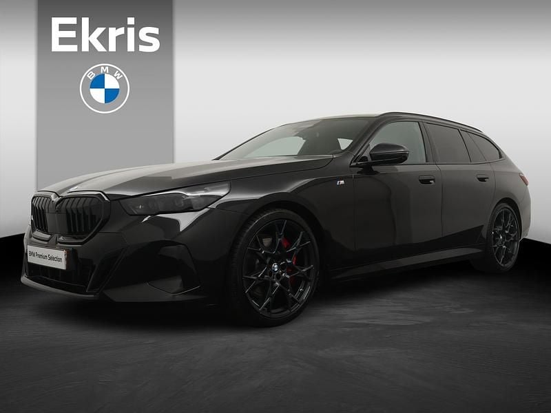 Zwart Occasion 2024 BMW 540 M Sport Stationwagen | € 82.950 (Super prijs) - Afbeelding 1/4