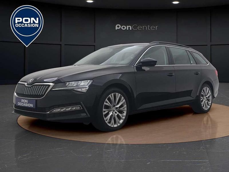 Zwart, metallic lak Gebruikt 2022 Skoda Superb Ambition Stationwagen | € 27.450 (Goede deal) - Afbeelding 1/3