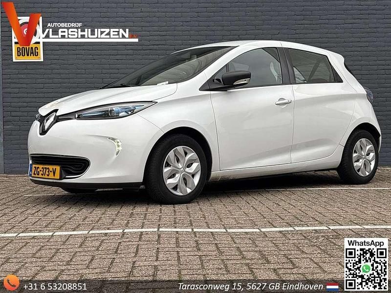 Wit Occasion 2019 Renault Zoe Life Hatchback | € 6.950 (Goede deal) - Afbeelding 1/4