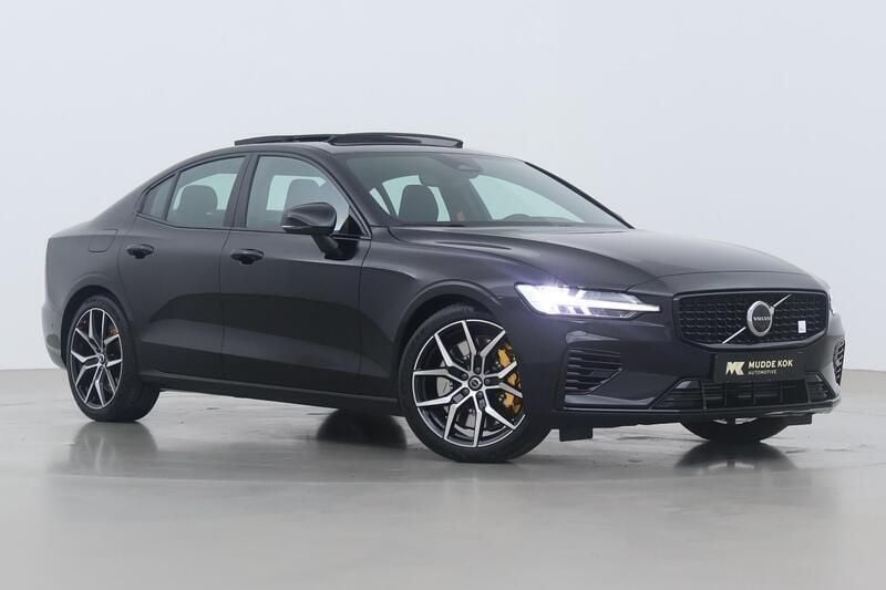 Zwart Nieuw 2025 Volvo S60 Sedan | € 57.900 (Eerlijke prijs) - Afbeelding 1/1