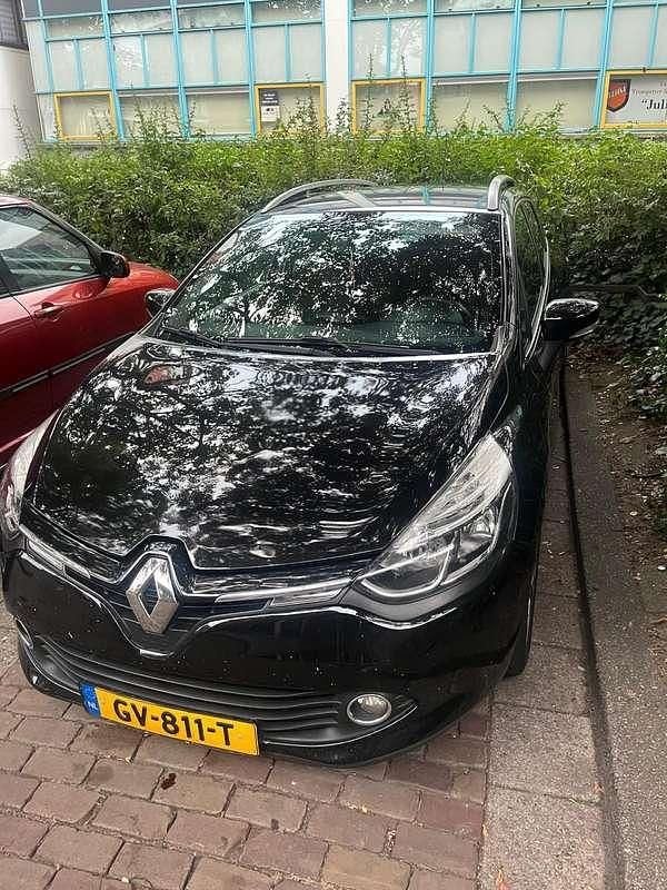 Zwart Gebruikt 2015 Renault Clio GrandTour Night&Day Stationwagen | € 5.000 (Goede deal) - Afbeelding 1/4