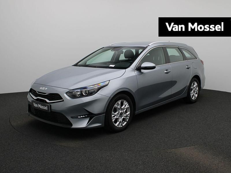 Zilver Gebruikt 2024 Kia Ceed Sportswagon Stationwagen | € 28.940 (Duur) - Afbeelding 1/4