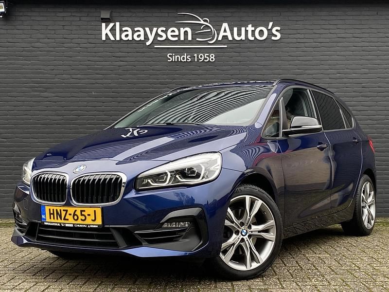 Blauw Gebruikt 2020 BMW 220 Executive Stationwagen | € 28.950 (Iets duurder) - Afbeelding 1/4