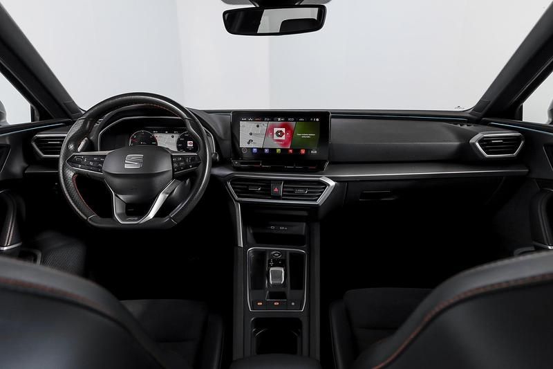 Occasion Seat Leon Business 204 PK (150 kW) 2023 Grijs Hatchback