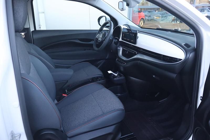 Occasion Fiat 500e Icon 86 kW (118 PK) 2020 Wit Hatchback