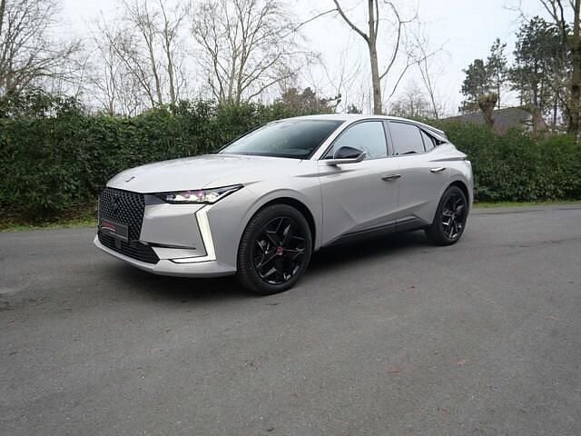 Grijs Gebruikt 2024 DS Automobiles DS4 Performance Line Plus Sedan | € 27.500 - Afbeelding 1/4