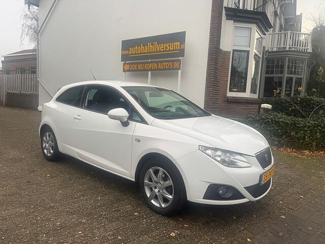 Wit Gebruikt 2011 Seat Ibiza SC Ecomotive Hatchback | € 1.999 (Goede deal) - Afbeelding 1/4