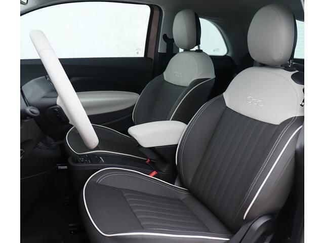 Nieuw Fiat 500 La Prima 65 PK (47 kW) 2026 Geel Hatchback