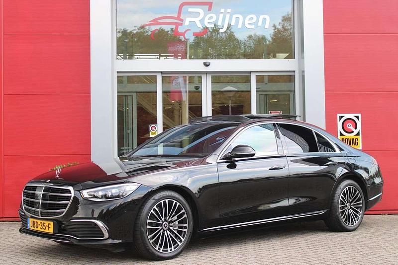 Zwart, metallic lak Gebruikt 2022 Mercedes S580 AMG line Sedan | € 96.750 - Afbeelding 1/4