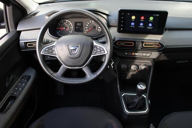 Occasion Dacia Sandero Comfort 91 PK (66 kW) 2022 Grijs Hatchback