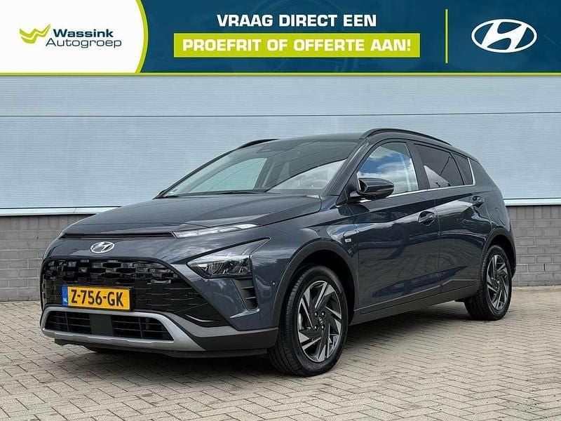 Grijs, metallic lak Gebruikt 2024 Hyundai Bayon Premium SUV | € 24.790 (Duur) - Afbeelding 1/4