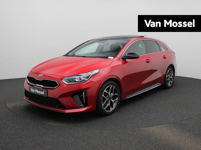 Rood Occasion 2020 Kia ProCeed GT Stationwagen | € 21.945 (Eerlijke prijs) - Afbeelding 1/3