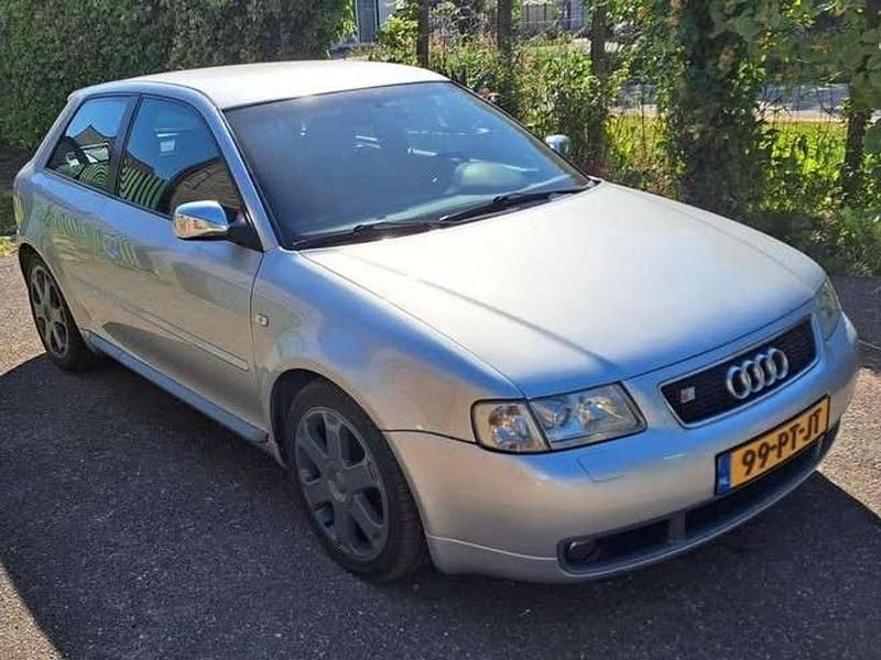Occasion Audi S3 Ambition 209 PK (153 kW) 2000 Zilver Hatchback