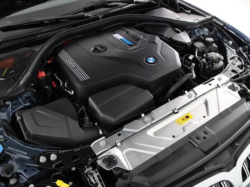 Occasion BMW 330e M Sport 2026 Blauw Stationwagen