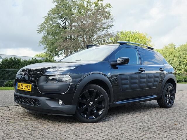 Zwart Gebruikt 2015 Citroën C4 Cactus PureTech Hatchback | € 4.999 (Eerlijke prijs) - Afbeelding 1/4