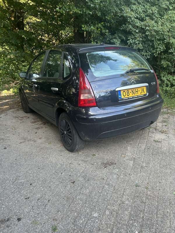 Zwart Gebruikt 2003 Citroën C3 Exclusive Hatchback | € 850 (Super prijs) - Afbeelding 1/4
