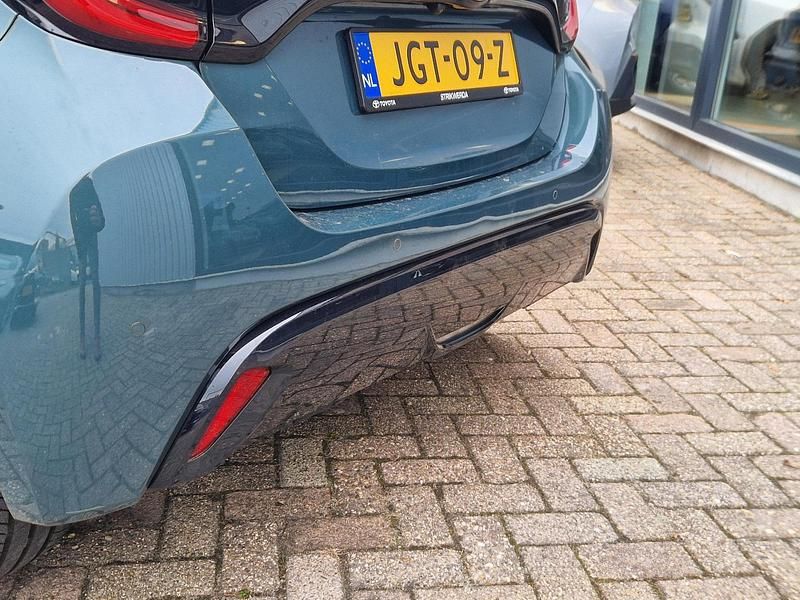 Occasion Toyota Yaris Executive 131 PK (96 kW) 2025 Groen Hatchback