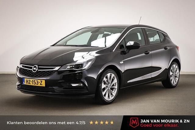 Zwart Gebruikt 2016 Opel Astra Edition Hatchback | € 10.750 (Eerlijke prijs) - Afbeelding 1/4