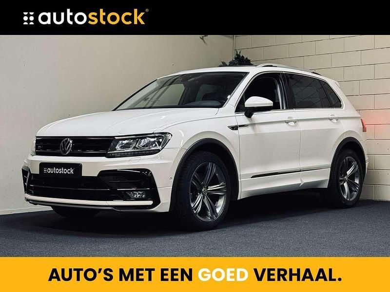 Wit Gebruikt 2020 VW Tiguan Highline SUV | € 29.899 (Eerlijke prijs) - Afbeelding 1/4