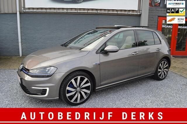 Grijs Gebruikt 2015 VW Golf VII GTE Hatchback | € 10.950 (Goede deal) - Afbeelding 1/4
